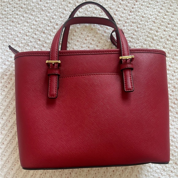 Jet Set Travel Extra-Small Saffiano Leather Top-Zip Tote Bag - Picture 3 of 8